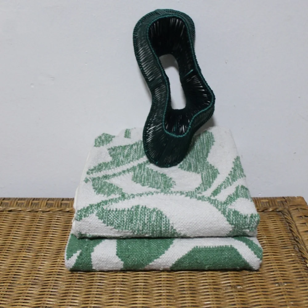 Williams Sonoma Green Botanical Pillow Covers – Set of 2 (approx. 20